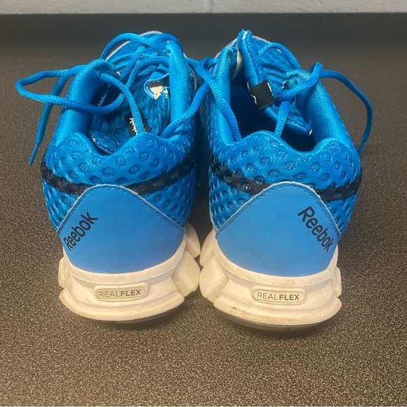 Pair of Reebok trainers! - Picture 3 of 6